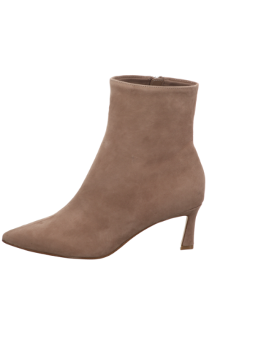 Steve Madden